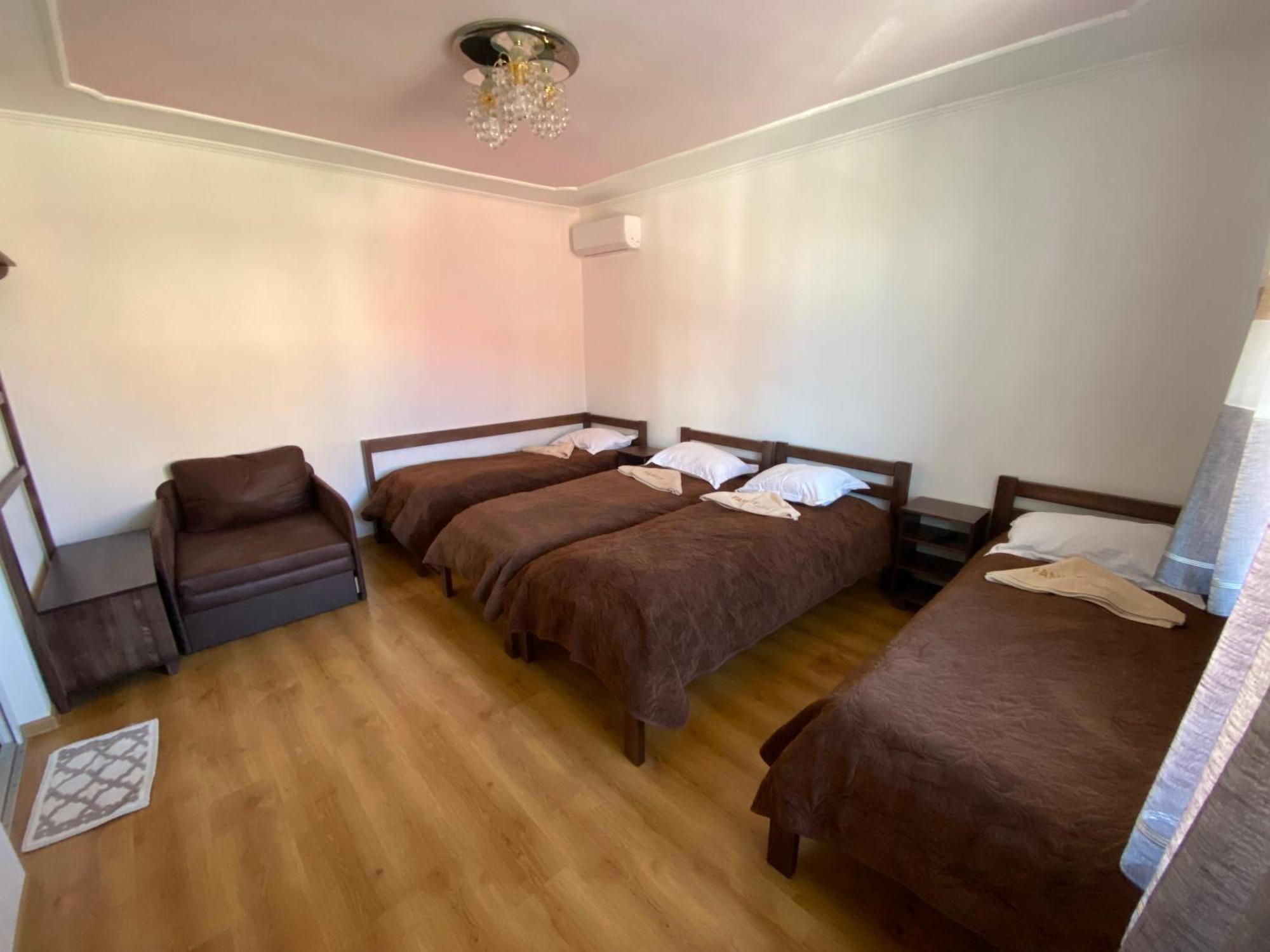 Family Люкс Aparthotel Kamianets-Podilskyi Exterior photo