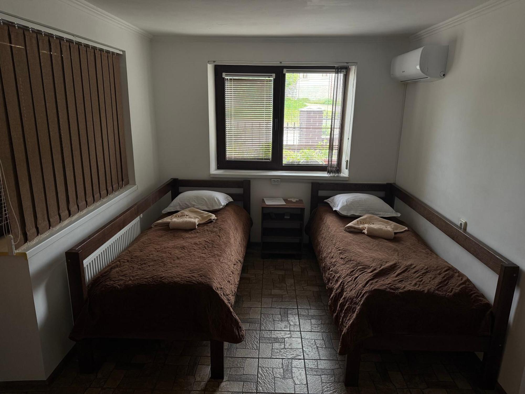 Family Люкс Aparthotel Kamianets-Podilskyi Exterior photo